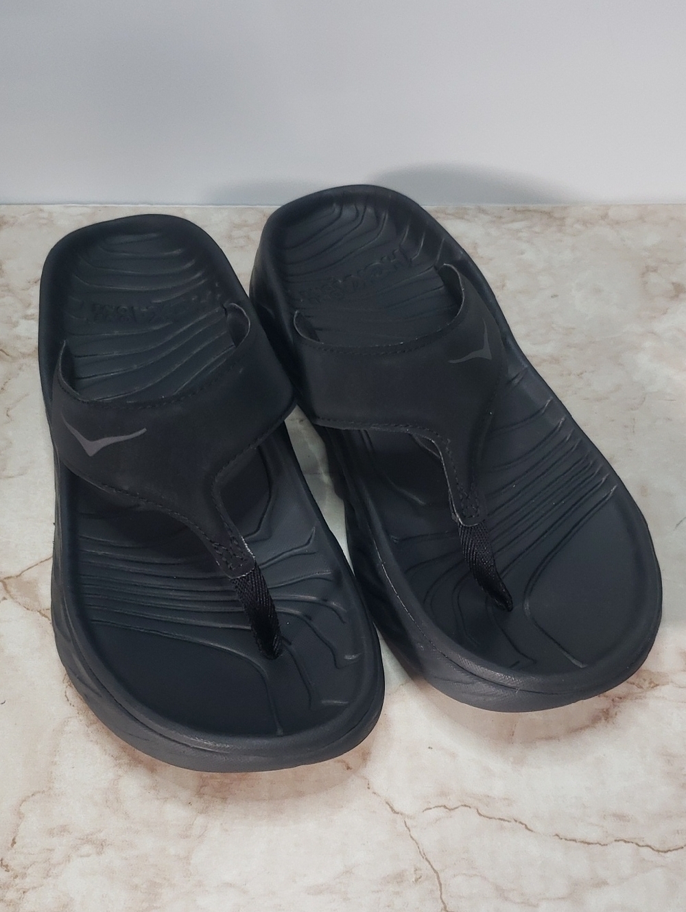Hoka One One Women's  Black Comfort Flip Sandals Size 6